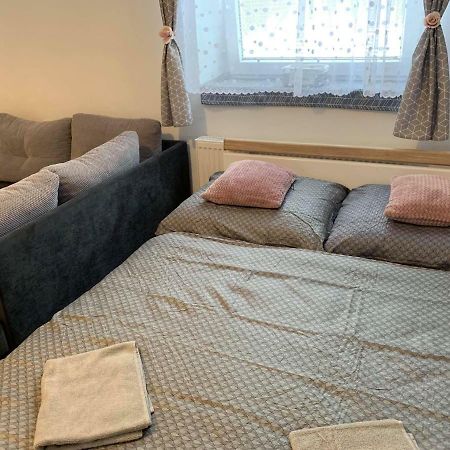 Apartman Filipovice S Letni Terasou Eksteriør billede