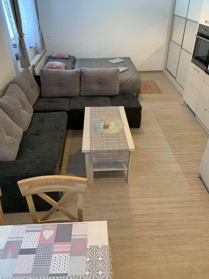 Apartman Filipovice S Letni Terasou Eksteriør billede